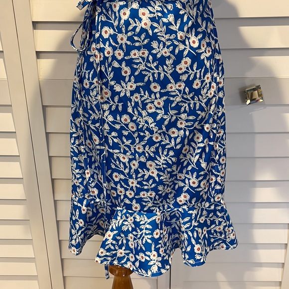 SHEIN NWOT Boho Wrap Dress. - Picture 4 of 7